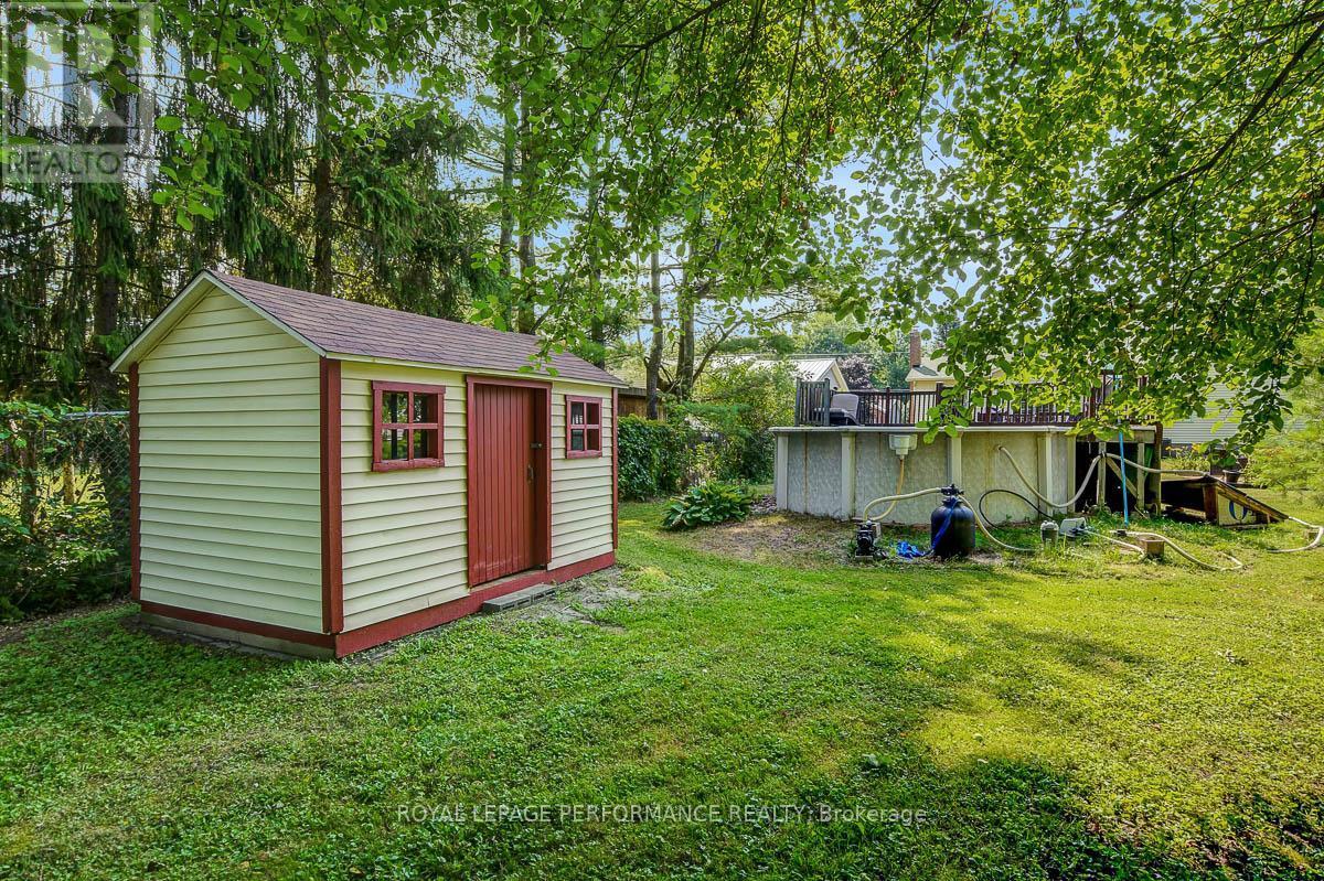 












124 DES PINS STREET

,
Russell,




Ontario
K4R1C5

