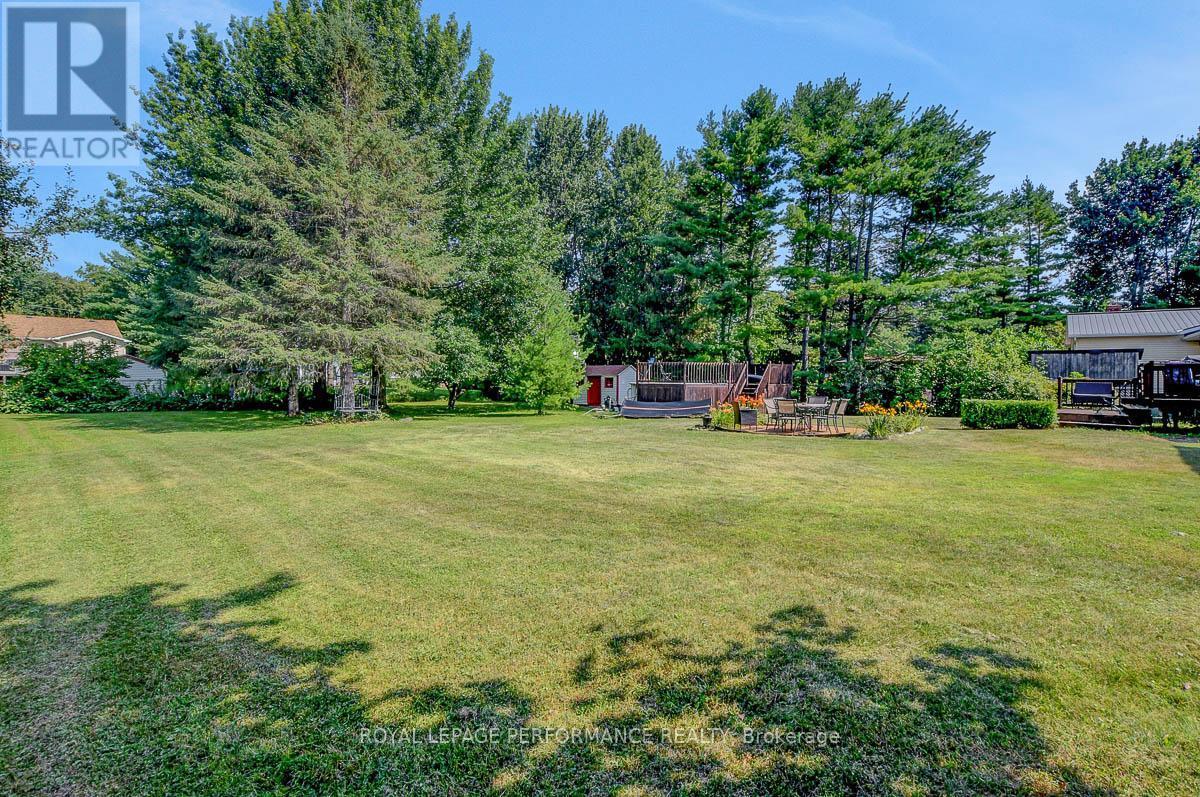 












124 DES PINS STREET

,
Russell,




Ontario
K4R1C5

