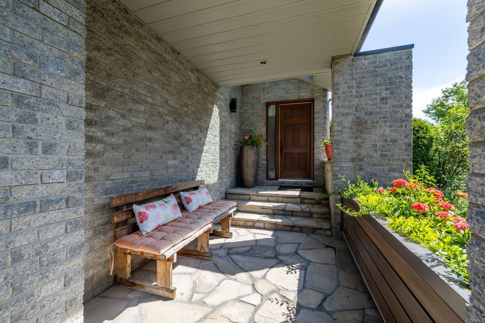 









458


Rue Roumefort

,
Montréal (L'Île-Bizard/Sainte-Geneviève),




QC
H9C2S6

