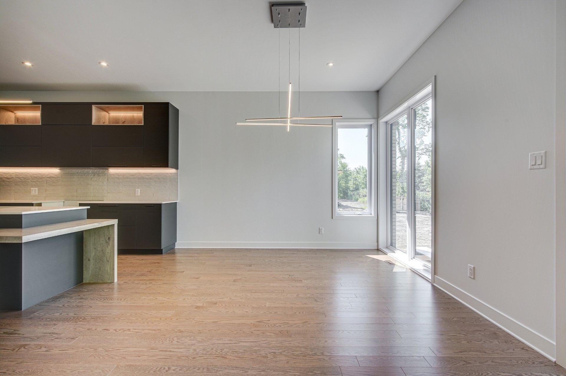 









1090


Rue Jean-Vallerand

,
Boucherville,




QC
J4B0H5

