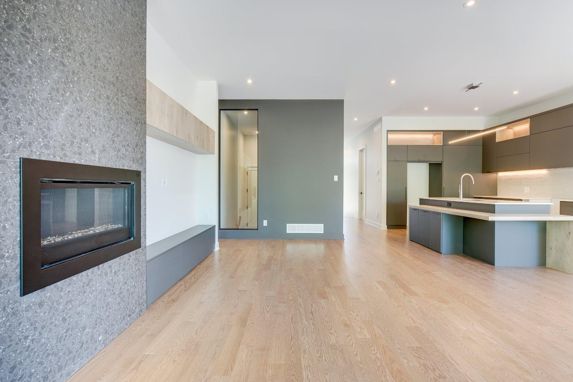 









1090


Rue Jean-Vallerand

,
Boucherville,




QC
J4B0H5

