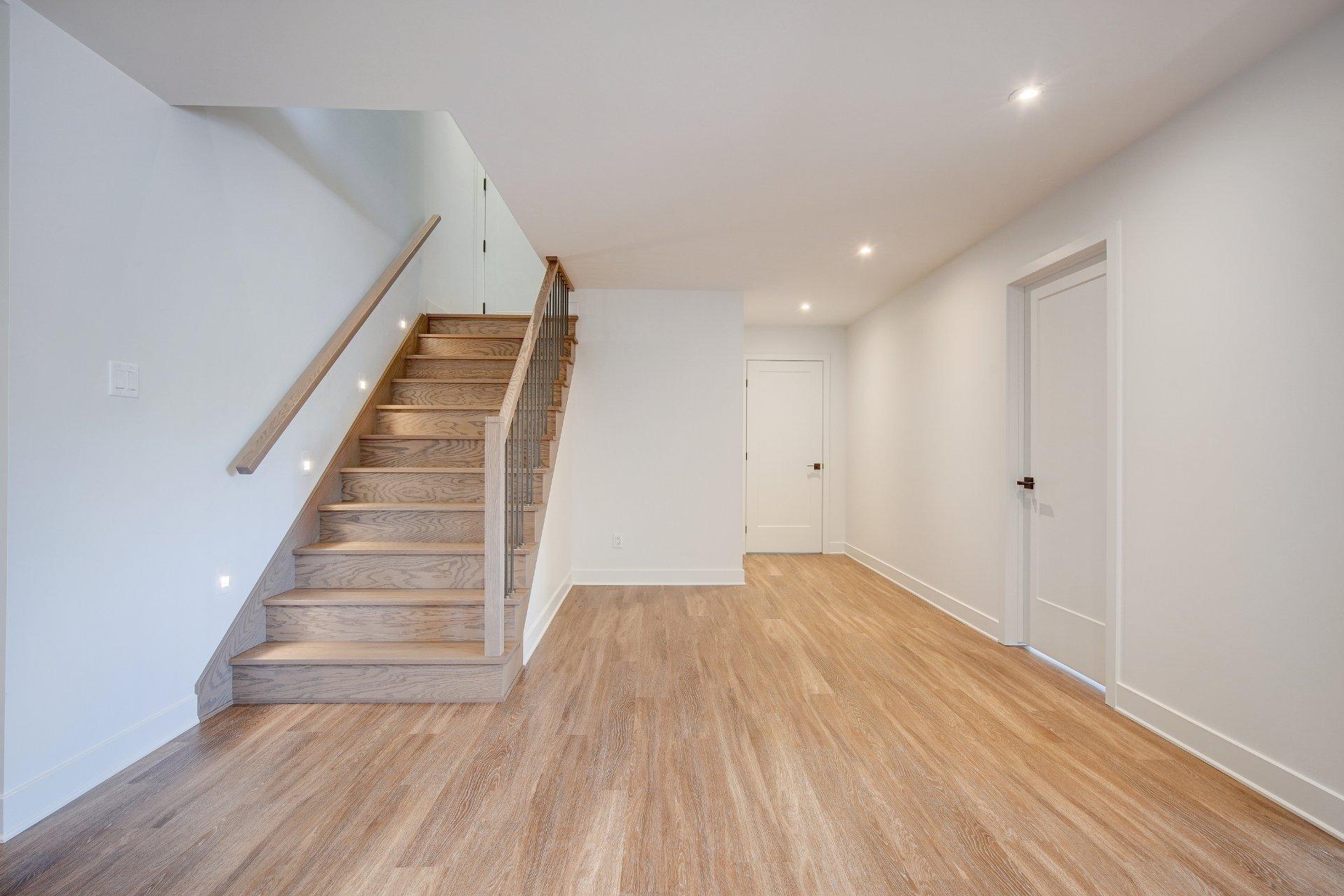 









1090


Rue Jean-Vallerand

,
Boucherville,




QC
J4B0H5

