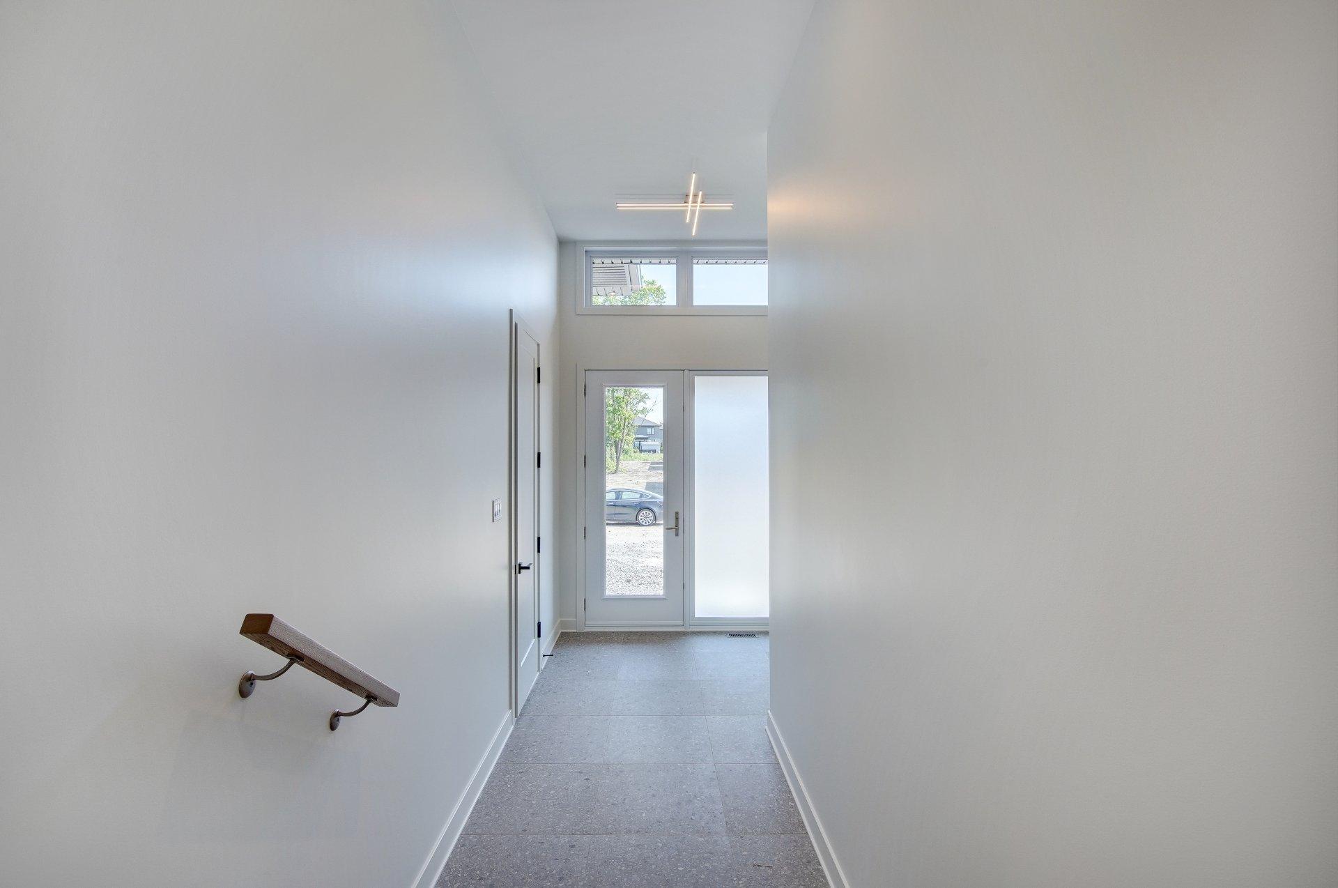 









1090


Rue Jean-Vallerand

,
Boucherville,




QC
J4B0H5

