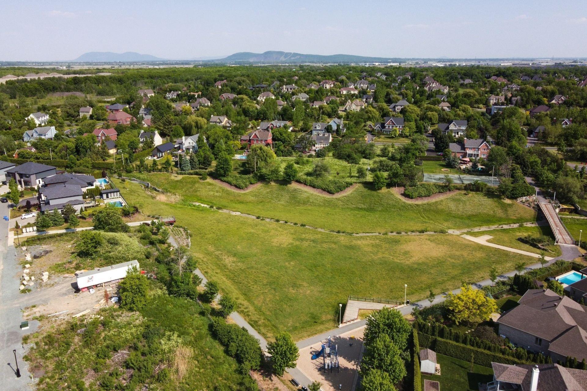 









1090


Rue Jean-Vallerand

,
Boucherville,




QC
J4B0H5

