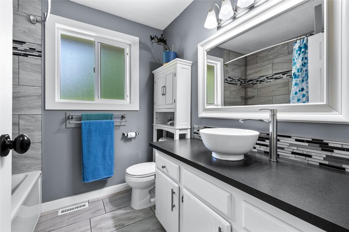 









1248


Serene

Drive,
Spallumcheen,




BC
V4Y 0N9

