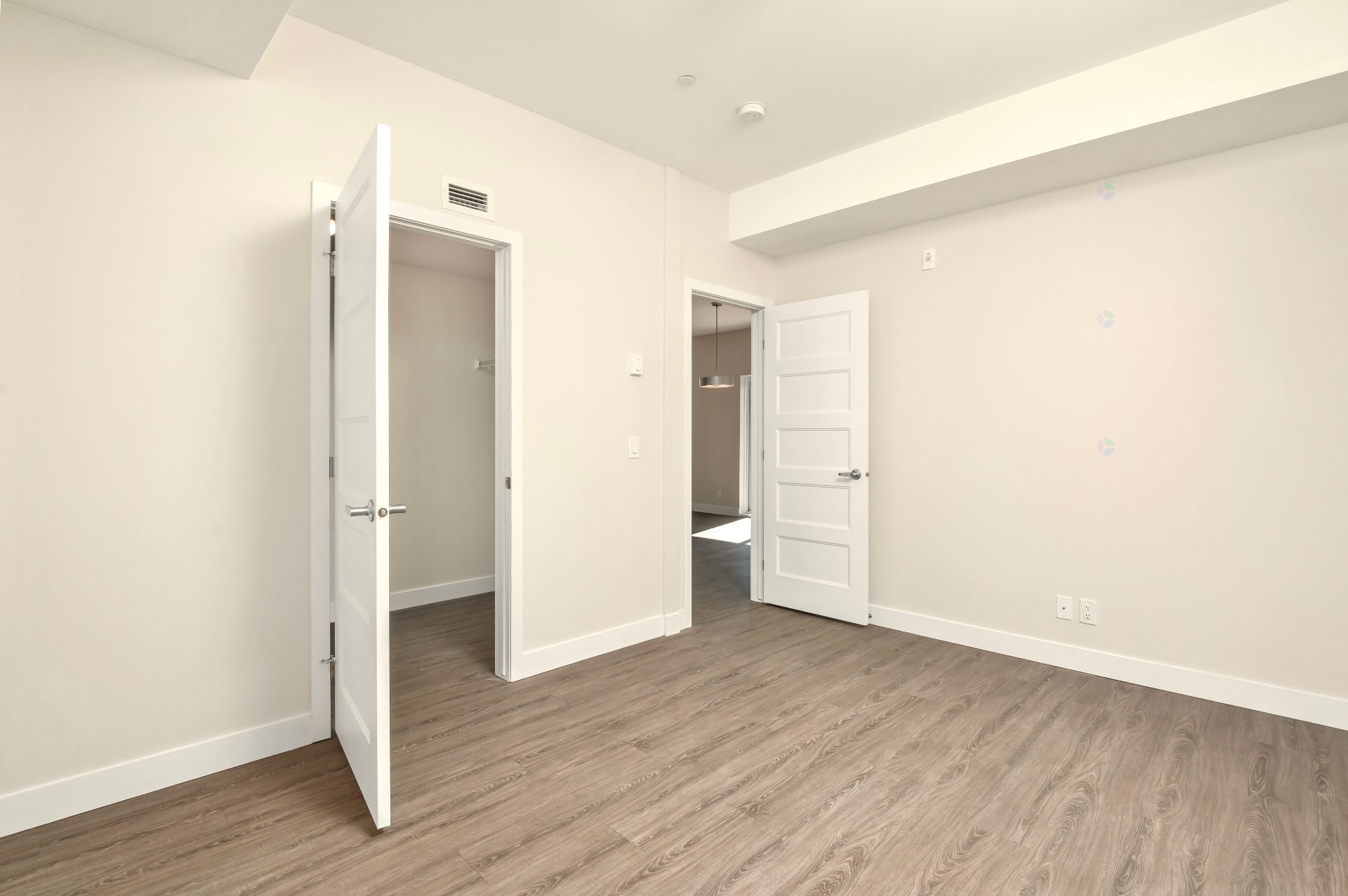 









6


Rue du Curé-André-Préseault

, 204,
Gatineau (Gatineau),




QC
J8T6N8

