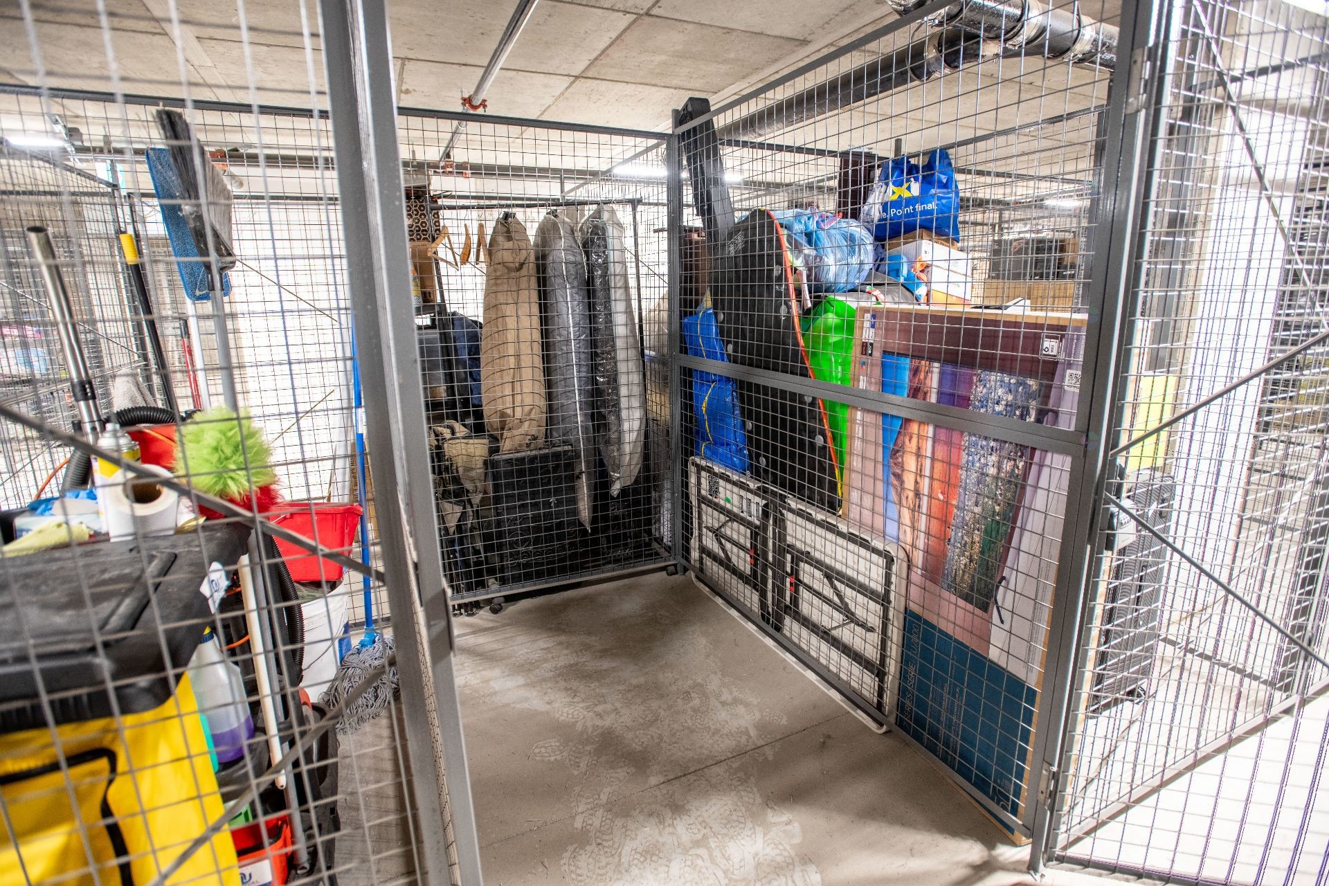 









2030


Rue Lucien-Thimens

, 112,
Montréal (Saint-Laurent),




QC
H4R0T2

