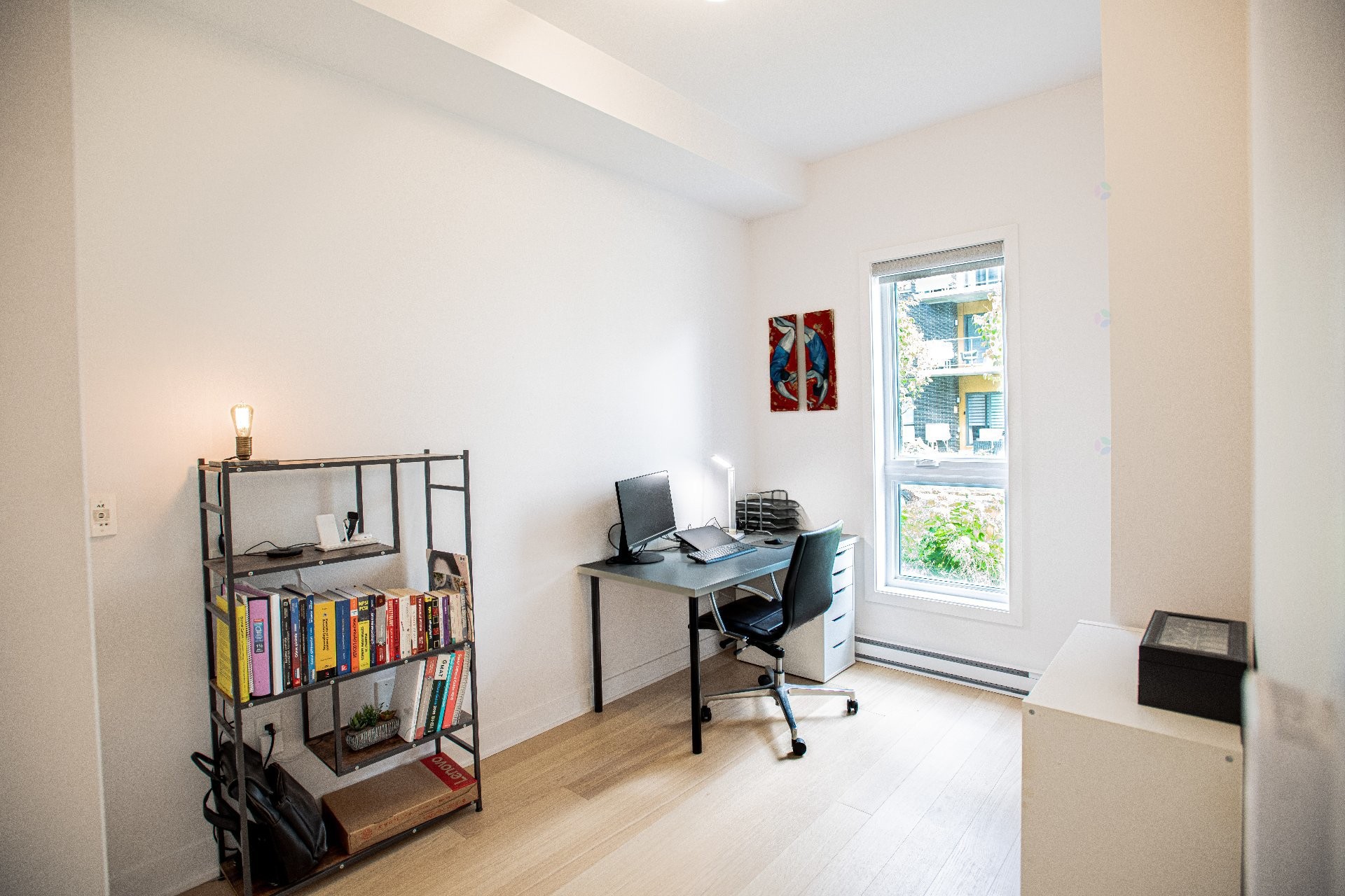 









2030


Rue Lucien-Thimens

, 112,
Montréal (Saint-Laurent),




QC
H4R0T2

