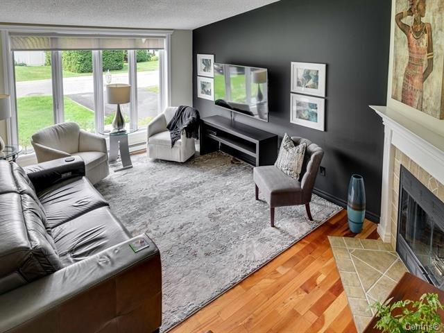 









42


Av. Vital

,
Saint-Sauveur,




QC
J0R1R5


