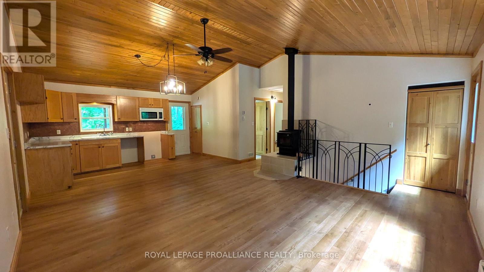 












145 MAPLE ROAD

,
Marmora and Lake (Marmora Ward),




Ontario
K0K2M0

