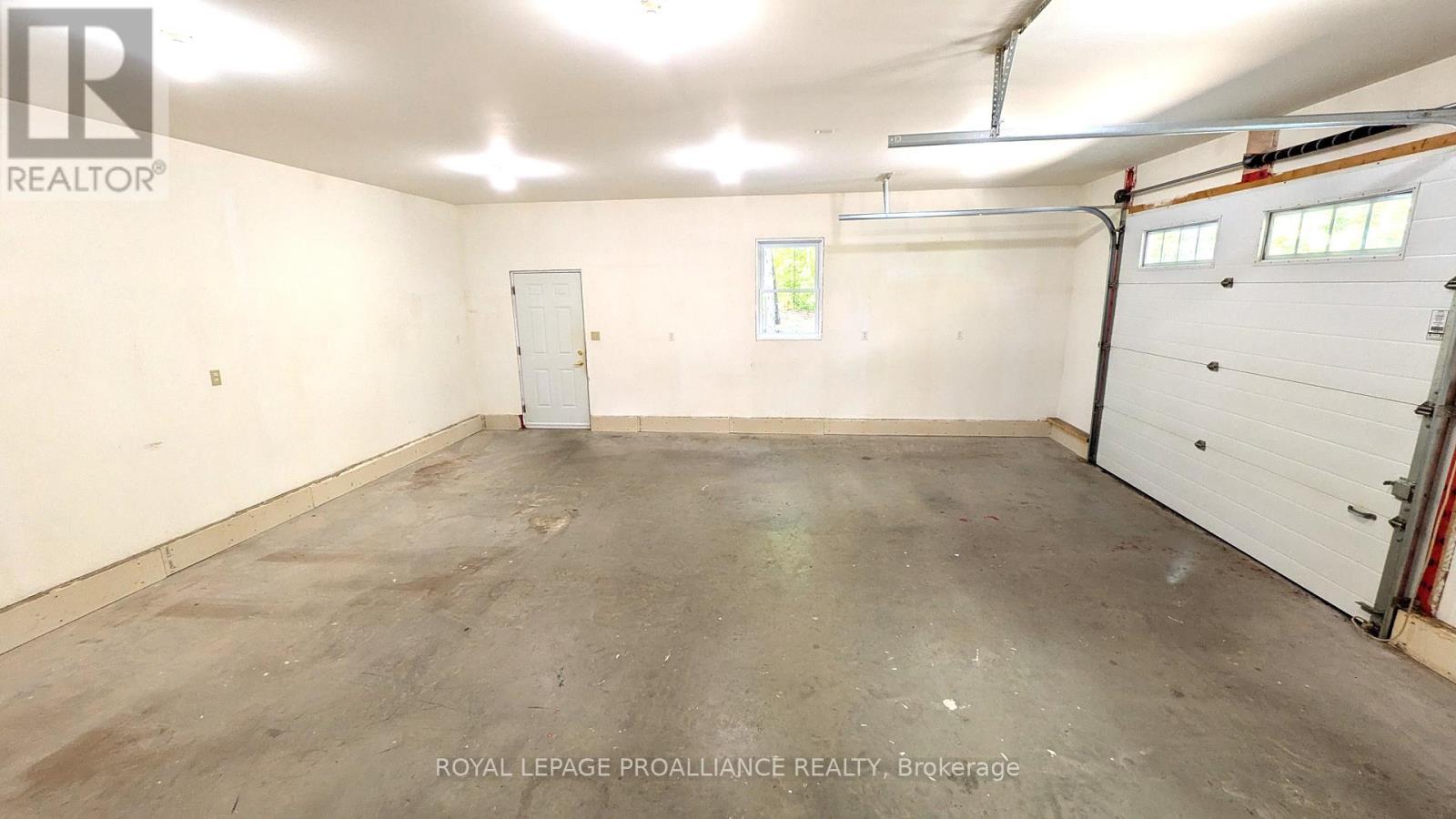 












145 MAPLE ROAD

,
Marmora and Lake (Marmora Ward),




Ontario
K0K2M0

