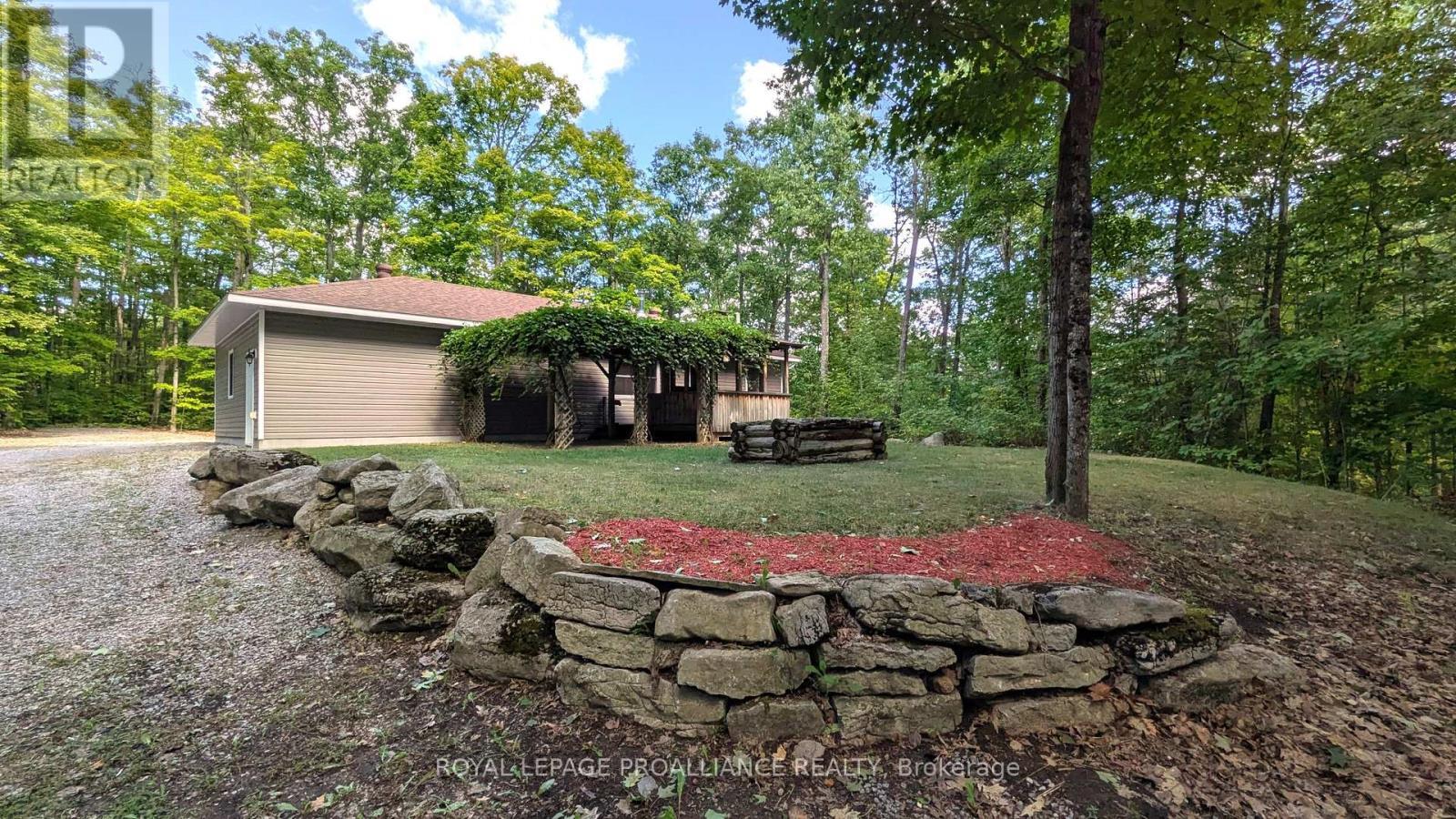 












145 MAPLE ROAD

,
Marmora and Lake (Marmora Ward),




Ontario
K0K2M0

