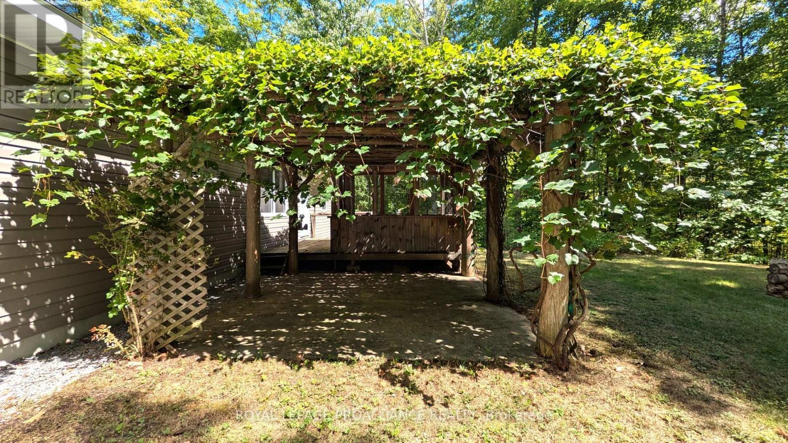 












145 MAPLE ROAD

,
Marmora and Lake (Marmora Ward),




Ontario
K0K2M0

