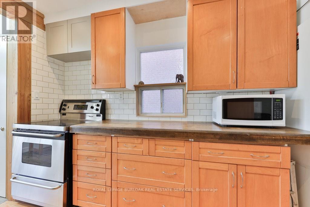 












39 TWENTY FOURTH STREET

,
Toronto,




Ontario
M8V3N3

