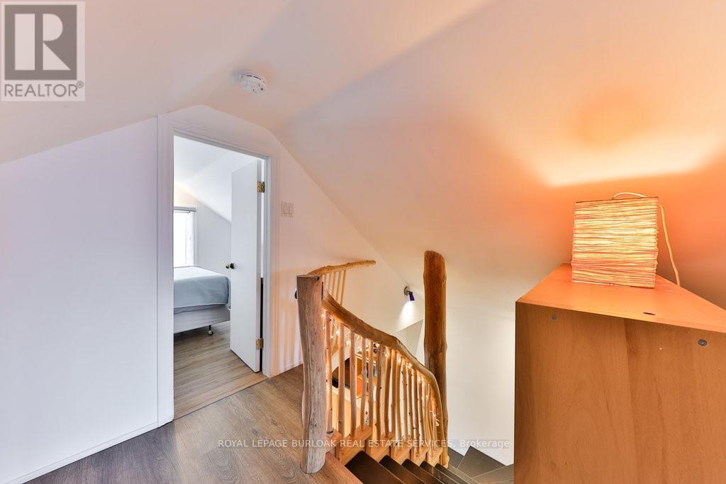 












39 TWENTY FOURTH STREET

,
Toronto,




Ontario
M8V3N3

