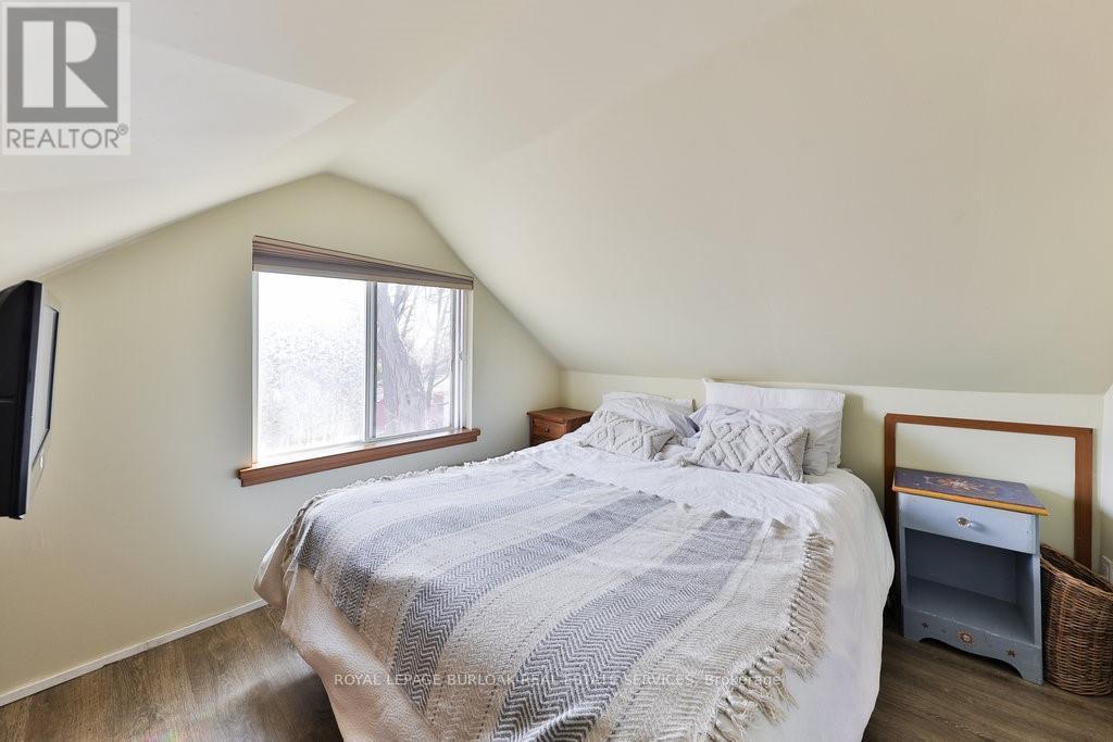 












39 TWENTY FOURTH STREET

,
Toronto,




Ontario
M8V3N3

