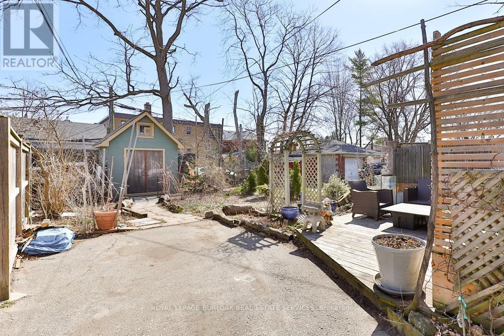 












39 TWENTY FOURTH STREET

,
Toronto,




Ontario
M8V3N3

