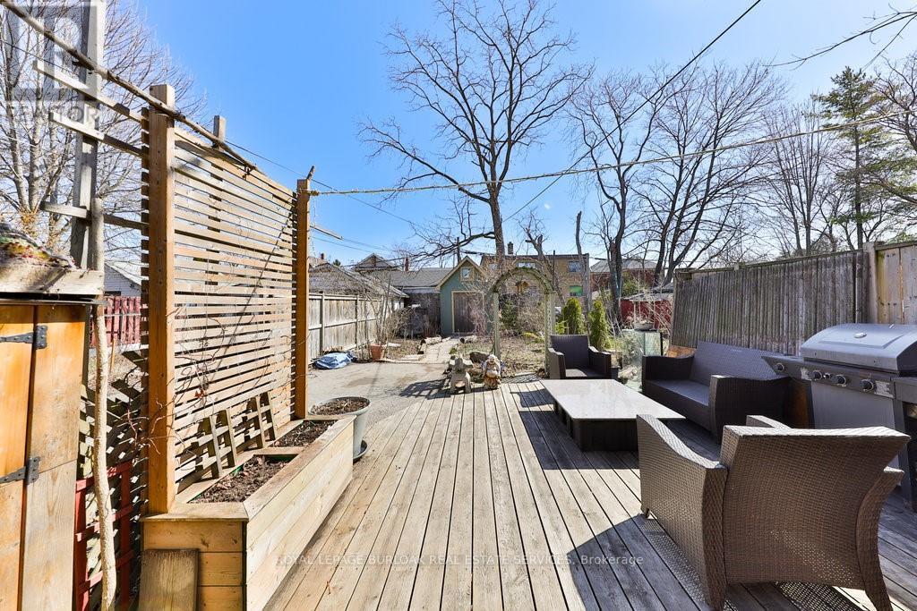 












39 TWENTY FOURTH STREET

,
Toronto,




Ontario
M8V3N3

