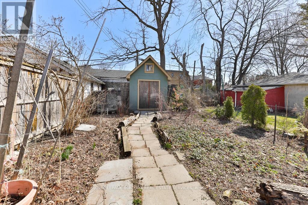 












39 TWENTY FOURTH STREET

,
Toronto,




Ontario
M8V3N3

