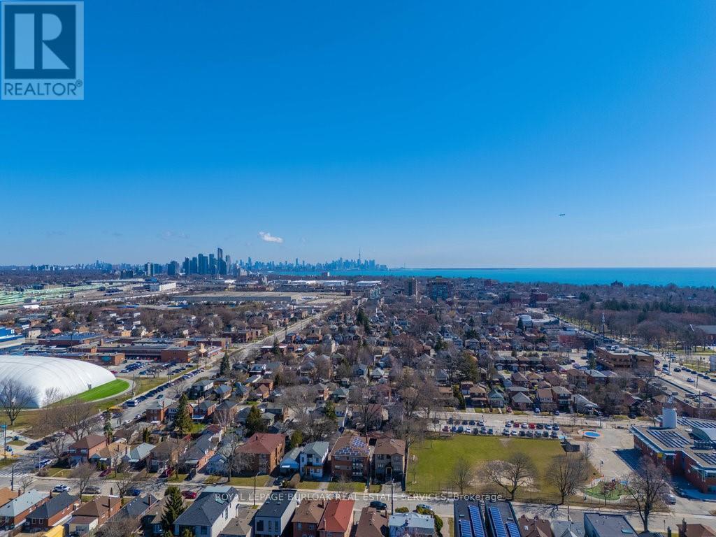 












39 TWENTY FOURTH STREET

,
Toronto,




Ontario
M8V3N3

