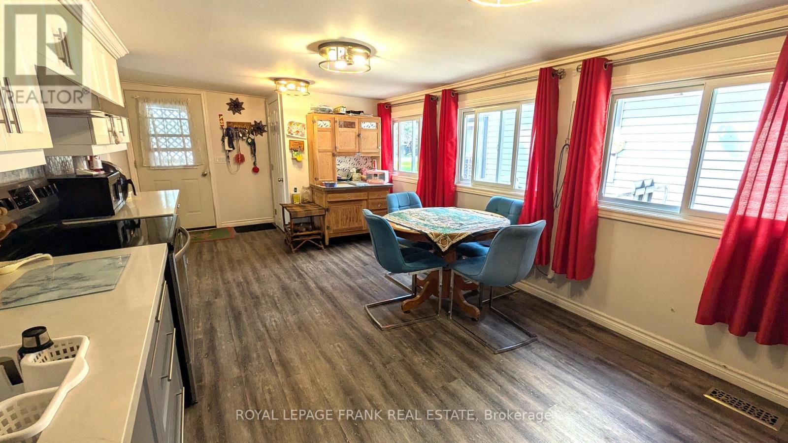 












83 BELMONT STREET

,
Havelock-Belmont-Methuen (Belmont-Methuen),




Ontario
K0L1Z0

