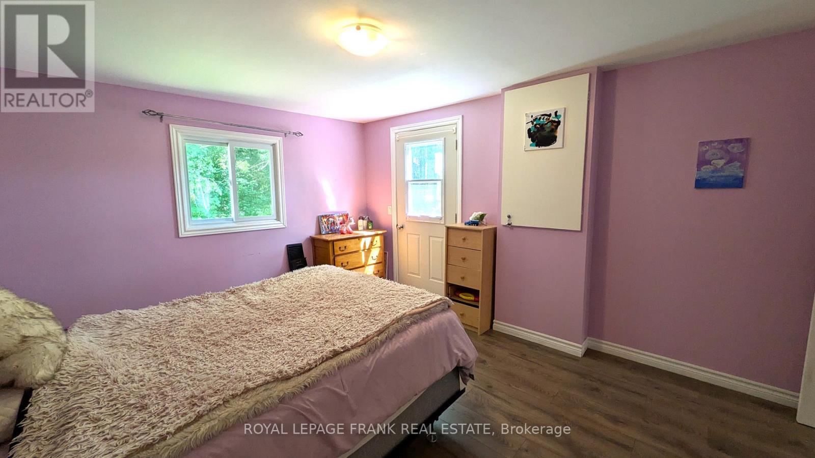 












83 BELMONT STREET

,
Havelock-Belmont-Methuen (Belmont-Methuen),




Ontario
K0L1Z0

