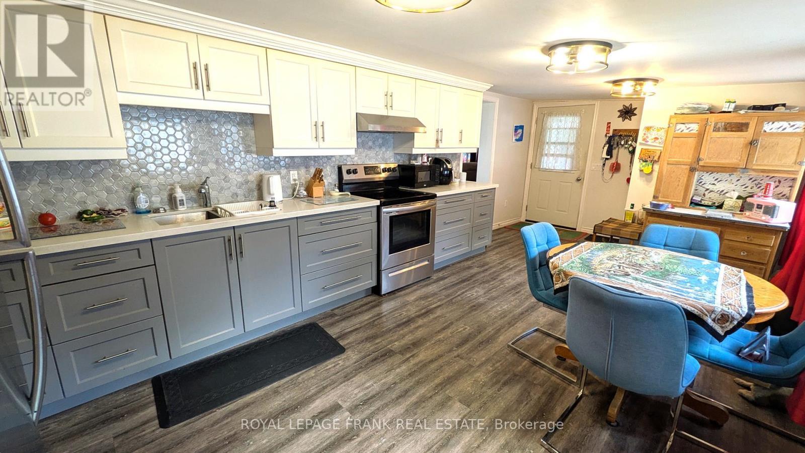 












83 BELMONT STREET

,
Havelock-Belmont-Methuen (Belmont-Methuen),




Ontario
K0L1Z0


