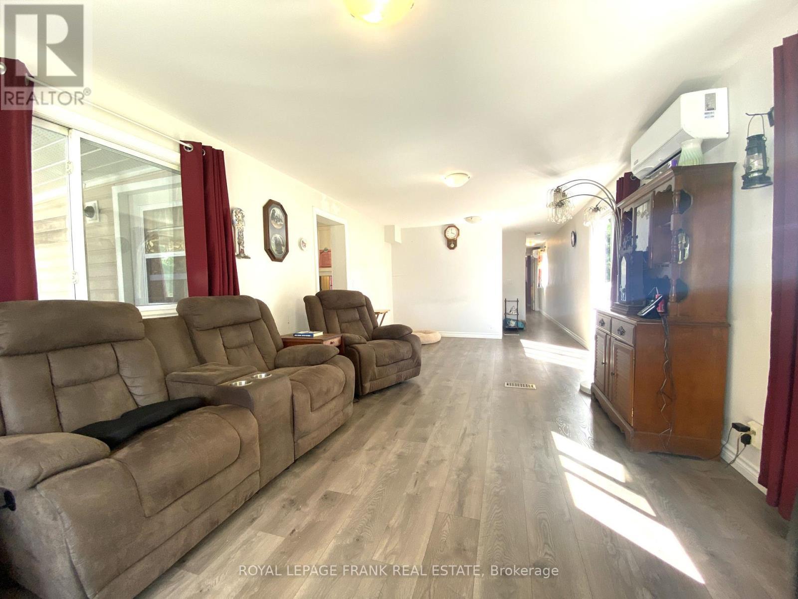 












83 BELMONT STREET

,
Havelock-Belmont-Methuen (Belmont-Methuen),




Ontario
K0L1Z0

