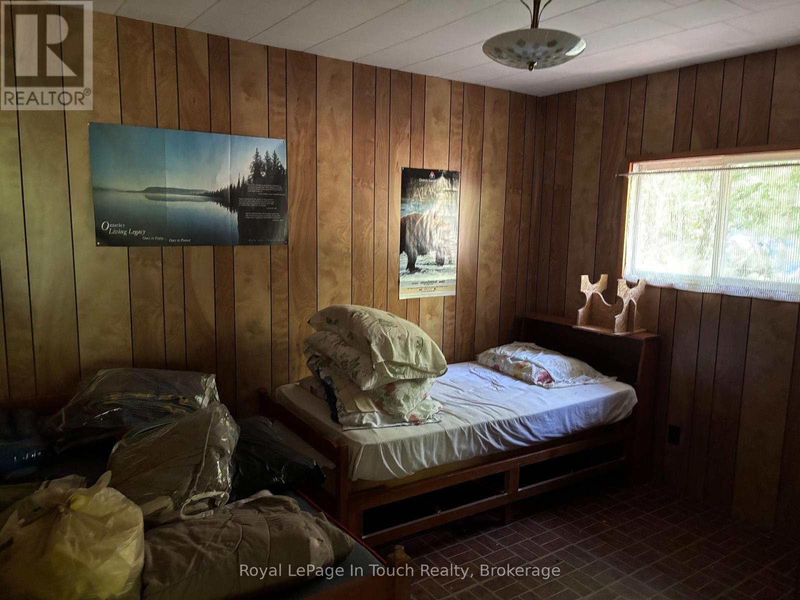 












B207   LOT43 B207 LOT 43 ISLAND E

,
The Archipelago (Archipelago South),




Ontario
L0J2T0

