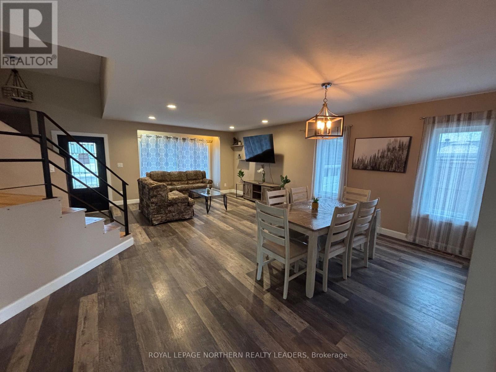 












57 VICTORIA AVENUE S

,
Cochrane,




Ontario
P0L1C0

