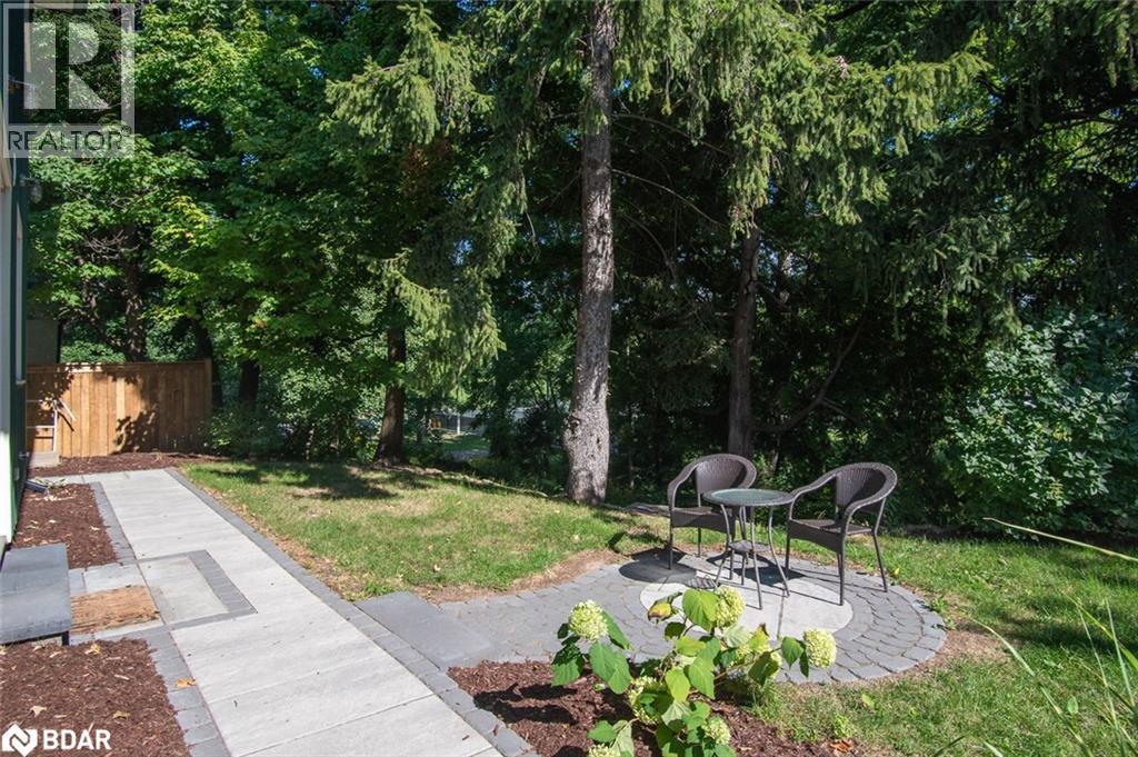 












49 JAMES Street

,
Milton,




Ontario
L9T2P5

