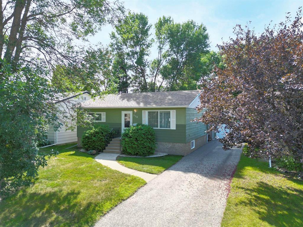 












330 Cornwallis Crescent

,
Brandon,




Manitoba
R7A6S4

