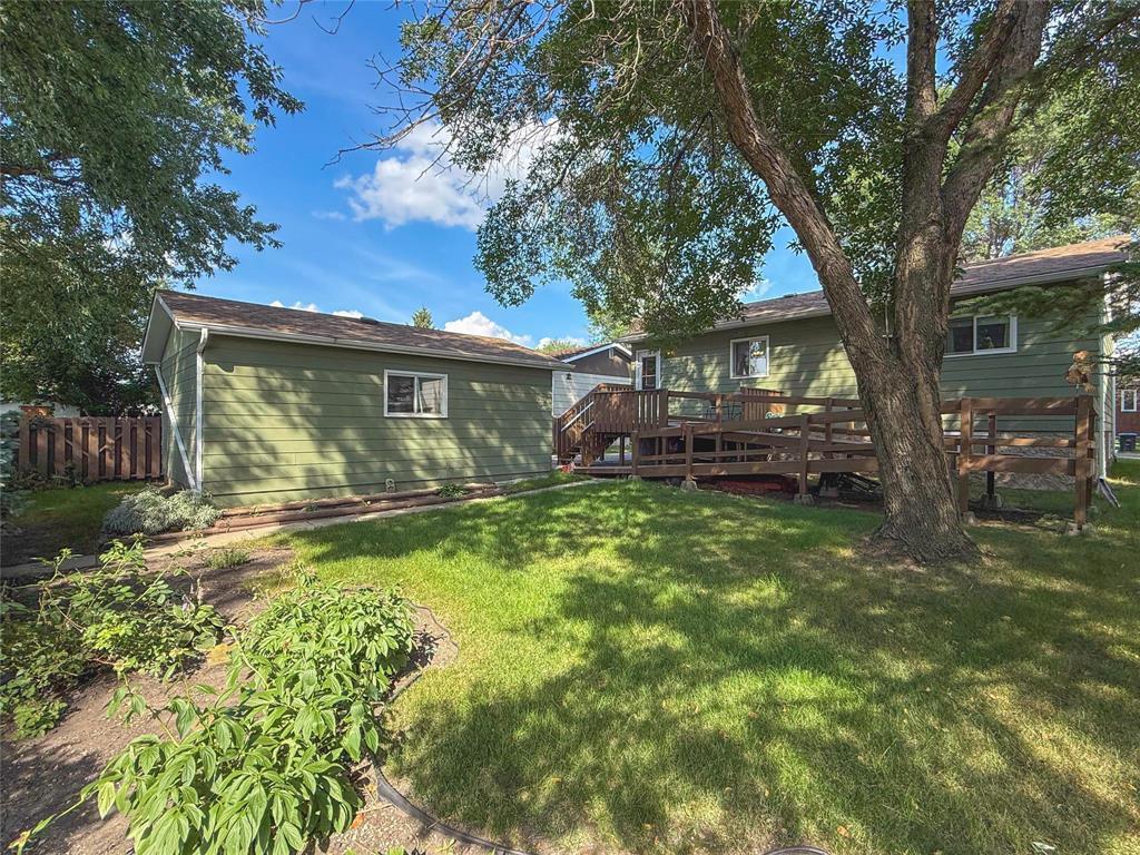 












330 Cornwallis Crescent

,
Brandon,




Manitoba
R7A6S4

