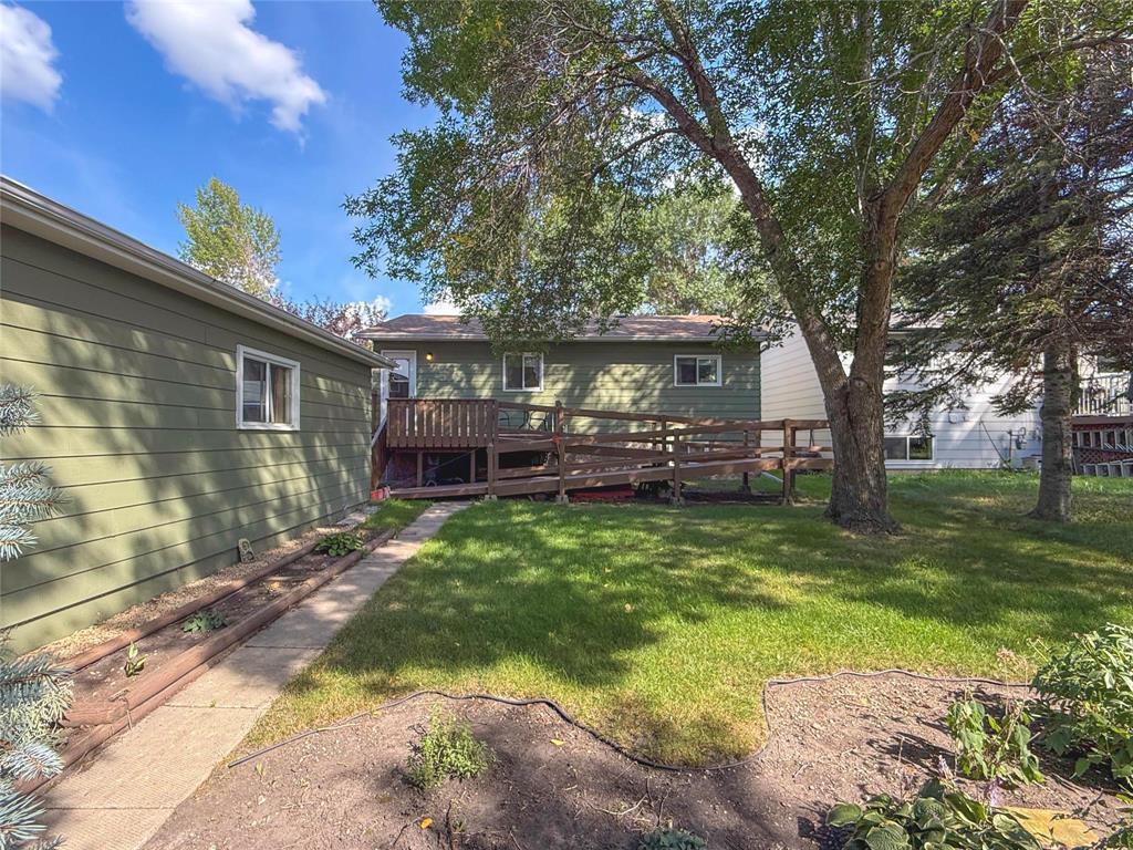 












330 Cornwallis Crescent

,
Brandon,




Manitoba
R7A6S4

