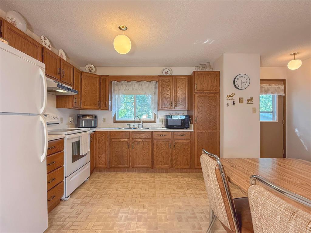 












330 Cornwallis Crescent

,
Brandon,




Manitoba
R7A6S4


