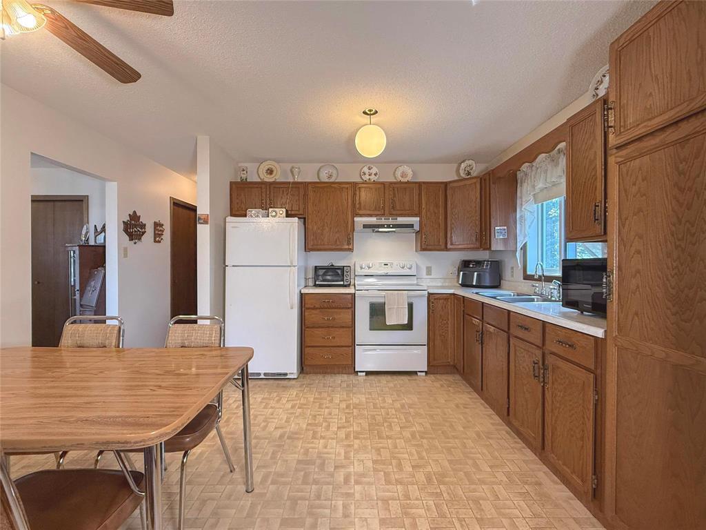 












330 Cornwallis Crescent

,
Brandon,




Manitoba
R7A6S4

