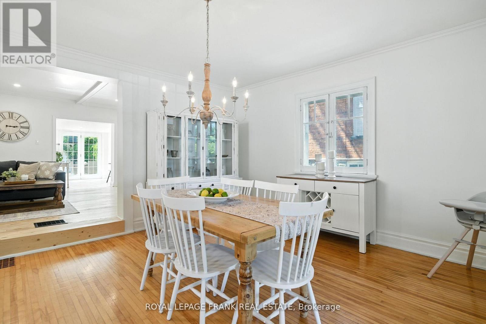 












41 SUSSEX STREET N

,
Kawartha Lakes (Lindsay),




Ontario
K9V4H6

