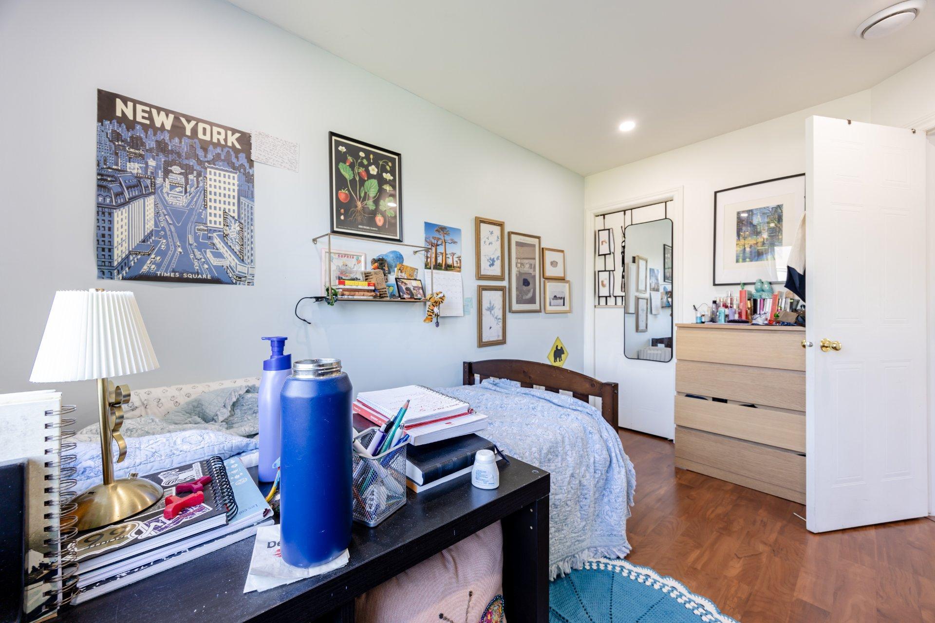 









6464


Rue Claudel

,
Brossard,




QC
J4Z0G8

