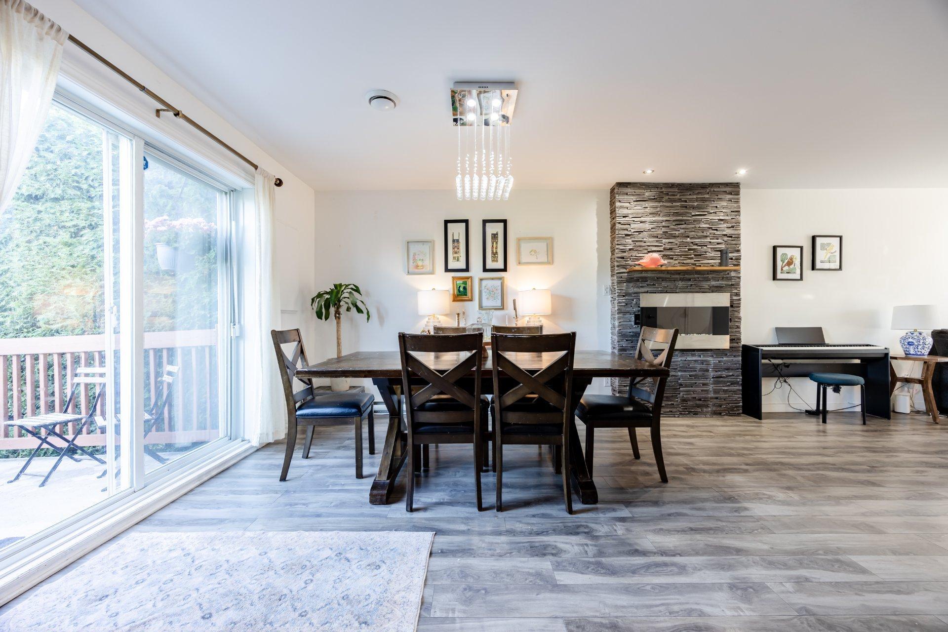 









6464


Rue Claudel

,
Brossard,




QC
J4Z0G8

