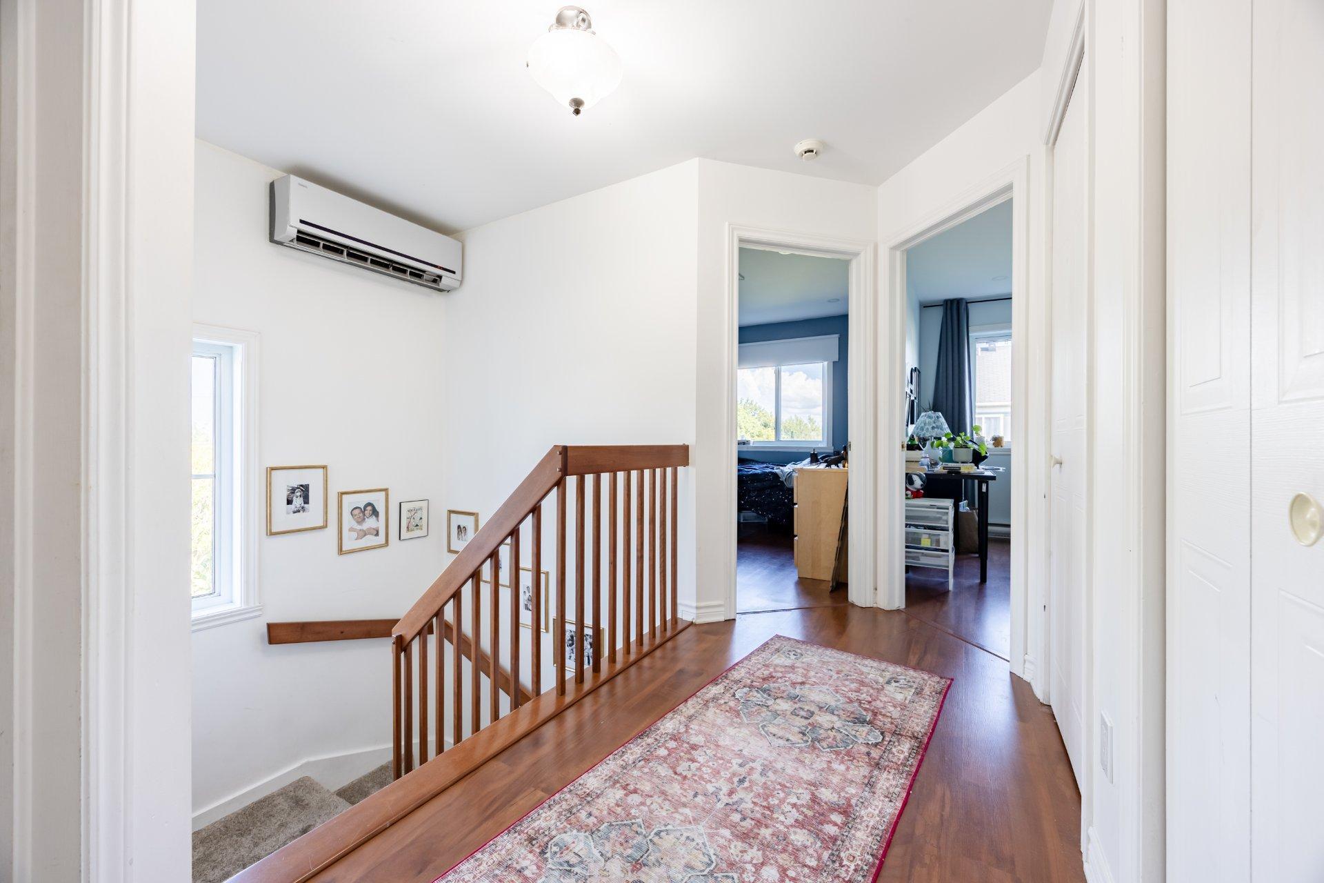 









6464


Rue Claudel

,
Brossard,




QC
J4Z0G8

