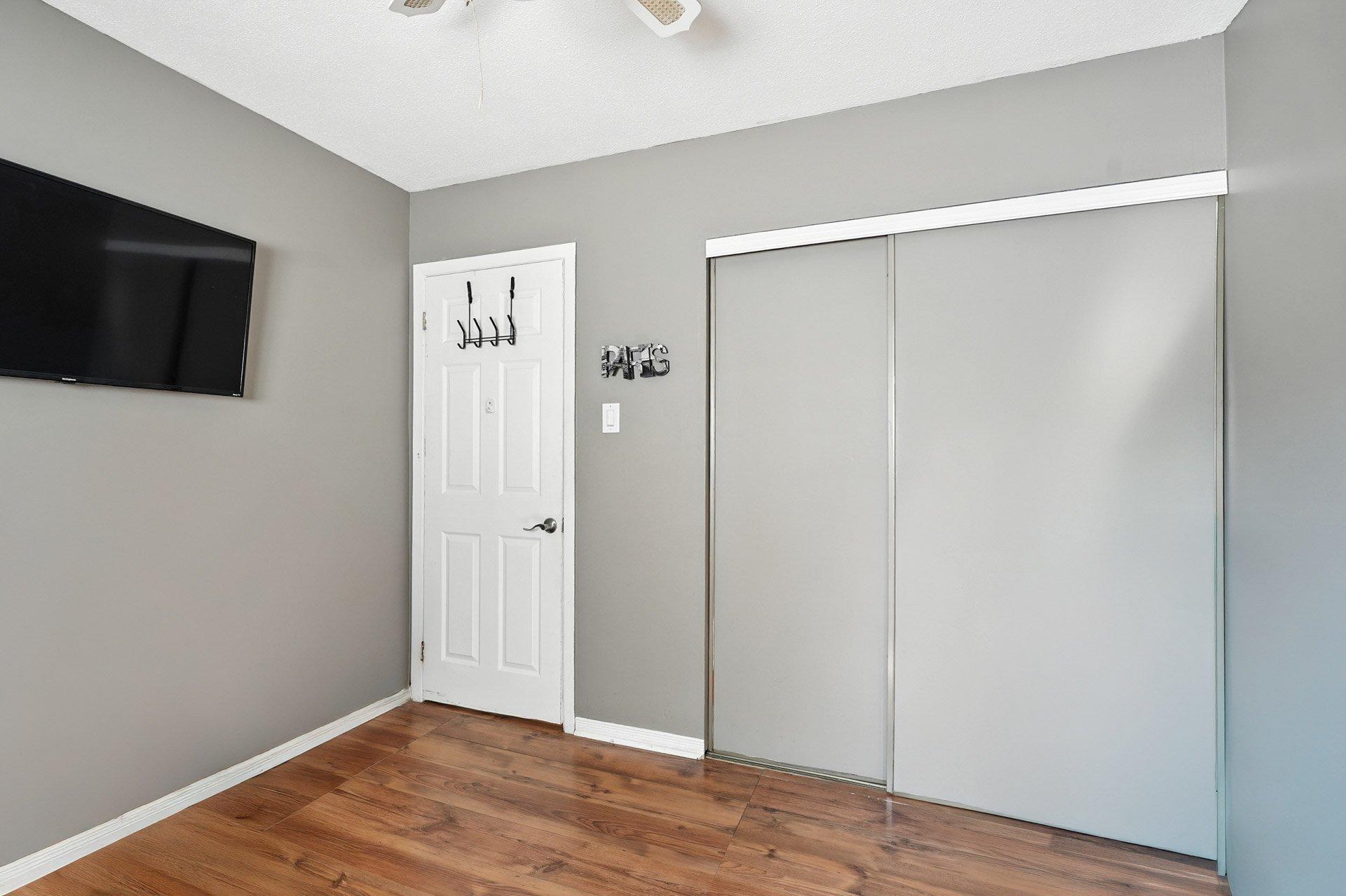 









446


Rue Duquette O.

,
Gatineau (Gatineau),




QC
J8P3A9

