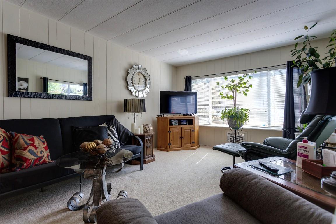 









6711


97

Highway, 13,
Peachland,




BC
V0H 1X9

