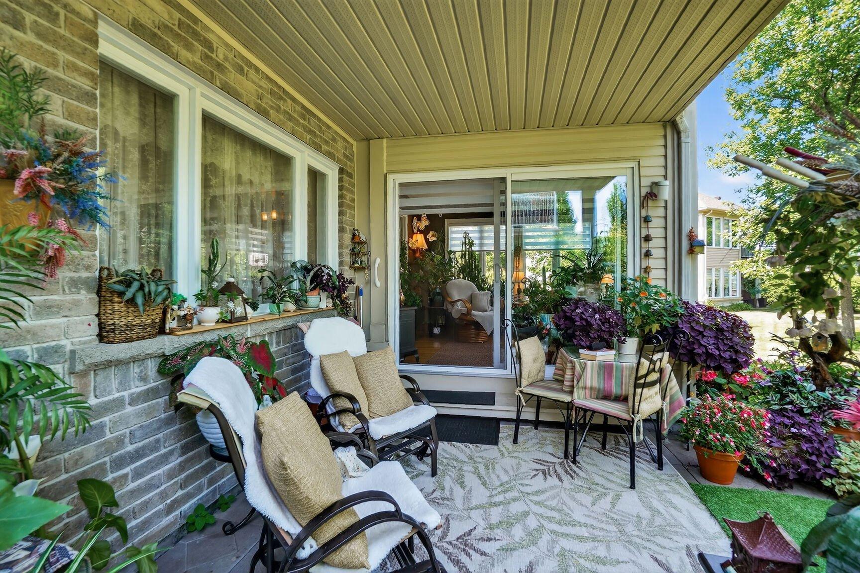 









680


Rue Paul-Doyon

, 13,
Boucherville,




QC
J4B8S8

