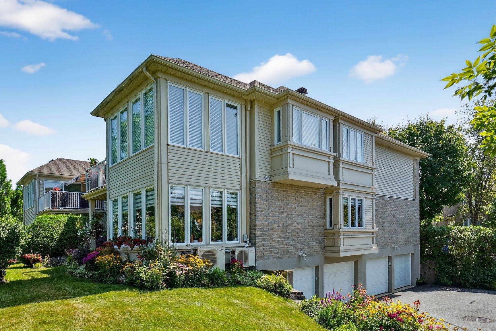 









680


Rue Paul-Doyon

, 13,
Boucherville,




QC
J4B8S8

