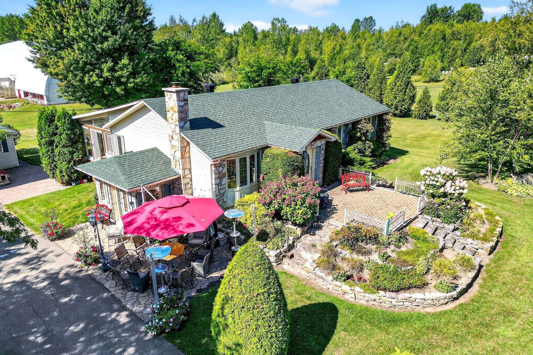 









186


Rg Ste-Sophie

,
Oka,







QC
J0N1E0

