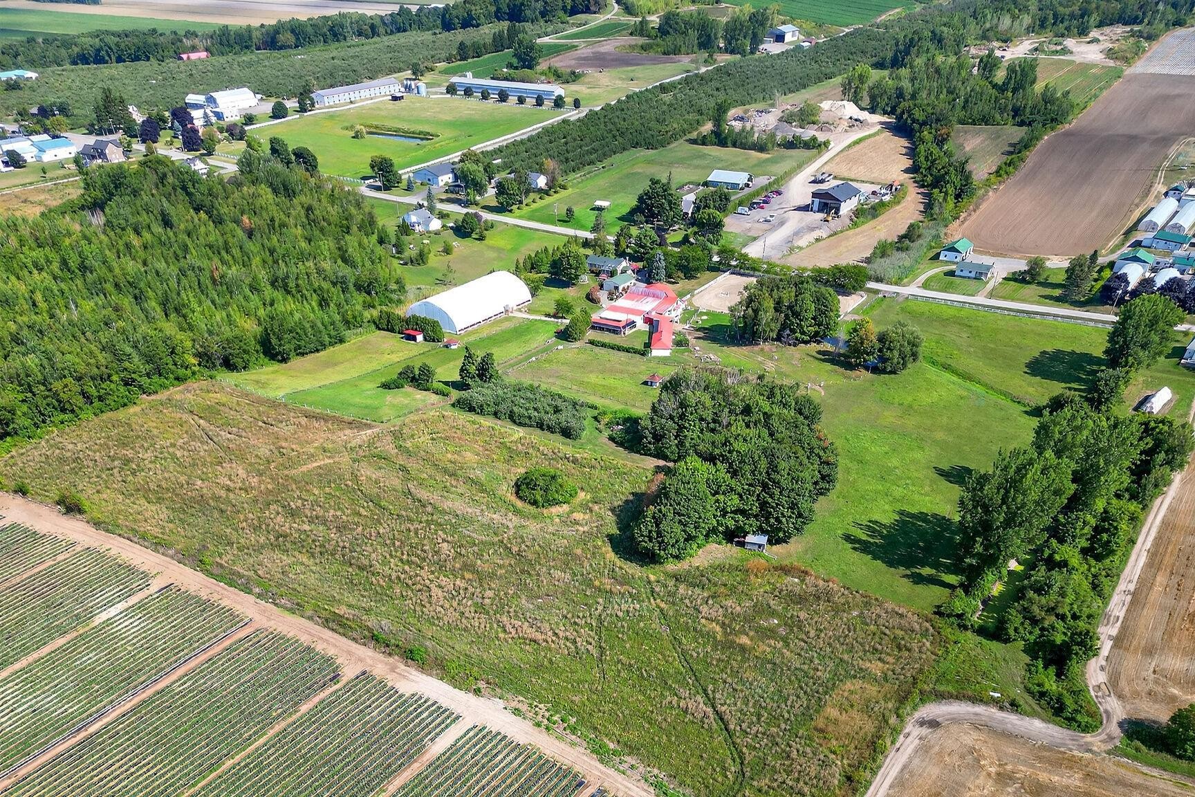 









186


Rg Ste-Sophie

,
Oka,







QC
J0N1E0

