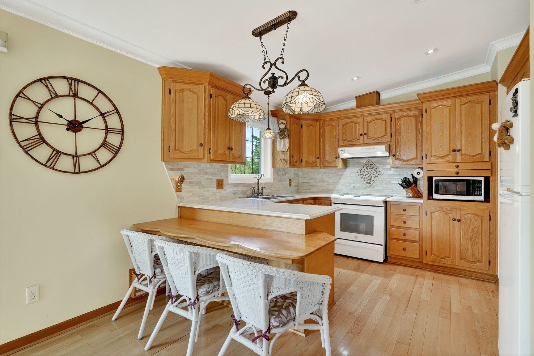 









186


Rg Ste-Sophie

,
Oka,







QC
J0N1E0

