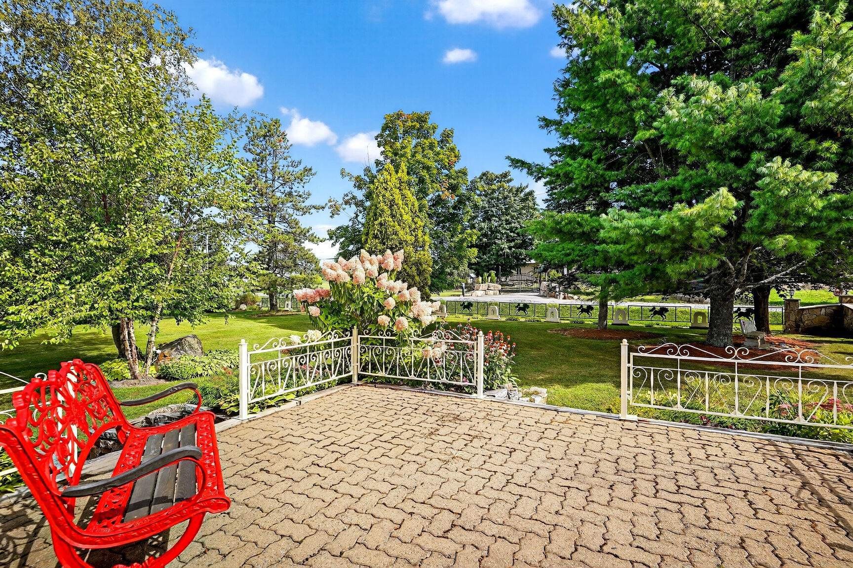 









186


Rg Ste-Sophie

,
Oka,







QC
J0N1E0

