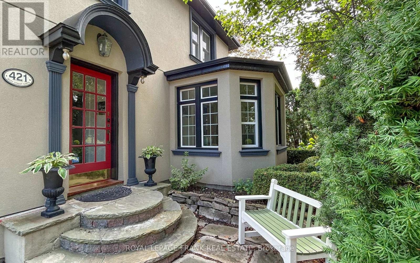 












421 MARY STREET N

,
Oshawa (O'Neill),




Ontario
L1G5E2

