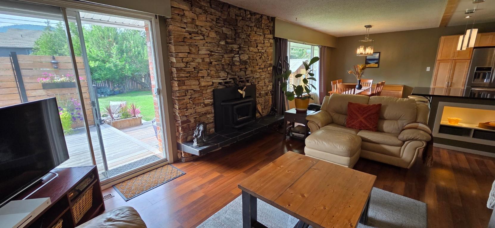 









64


100th

Avenue,
Kimberley,




BC
V1A 3A3

